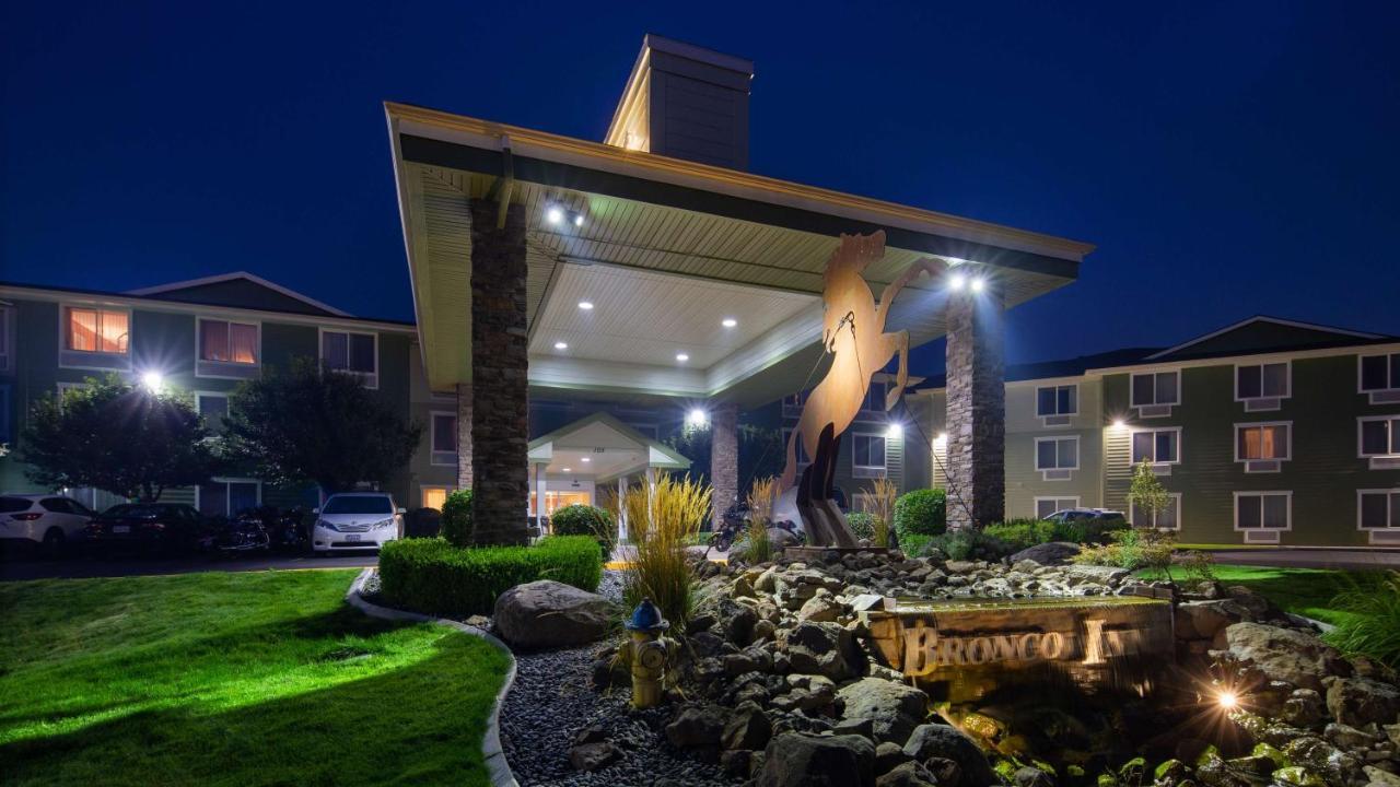 Best Western Bronco Inn Ritzville Экстерьер фото